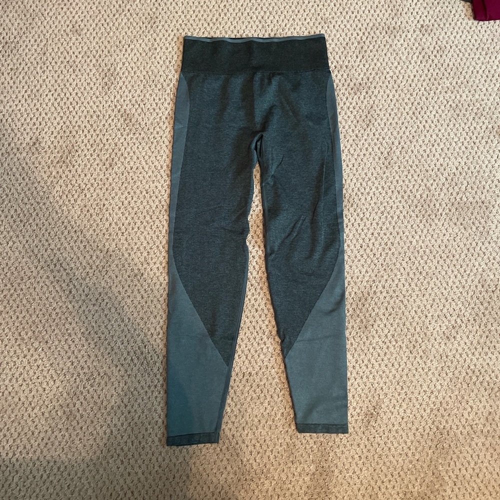 Green/ teal seamless leggings